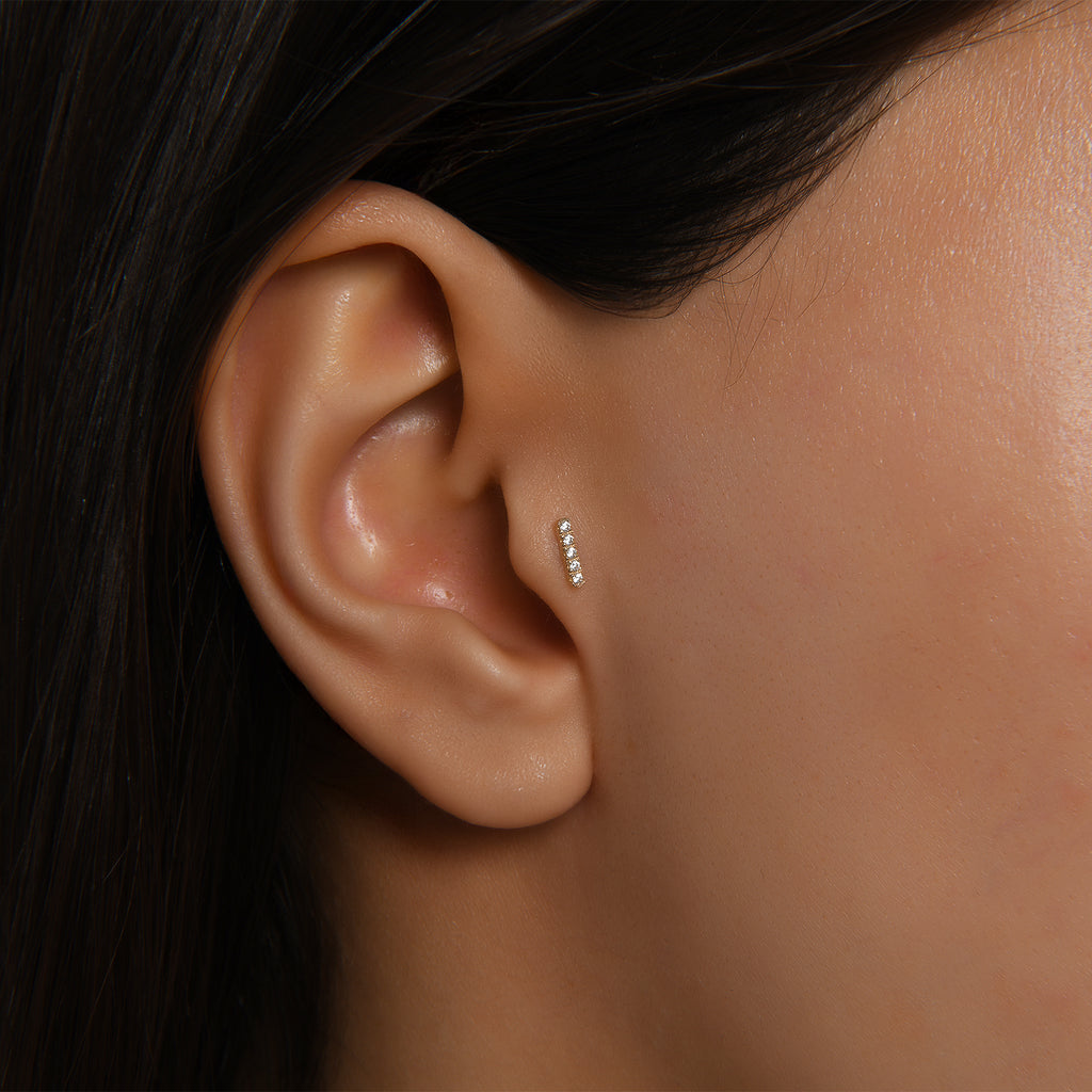 Gusto Taşlı Bar Altın Tragus Piercing