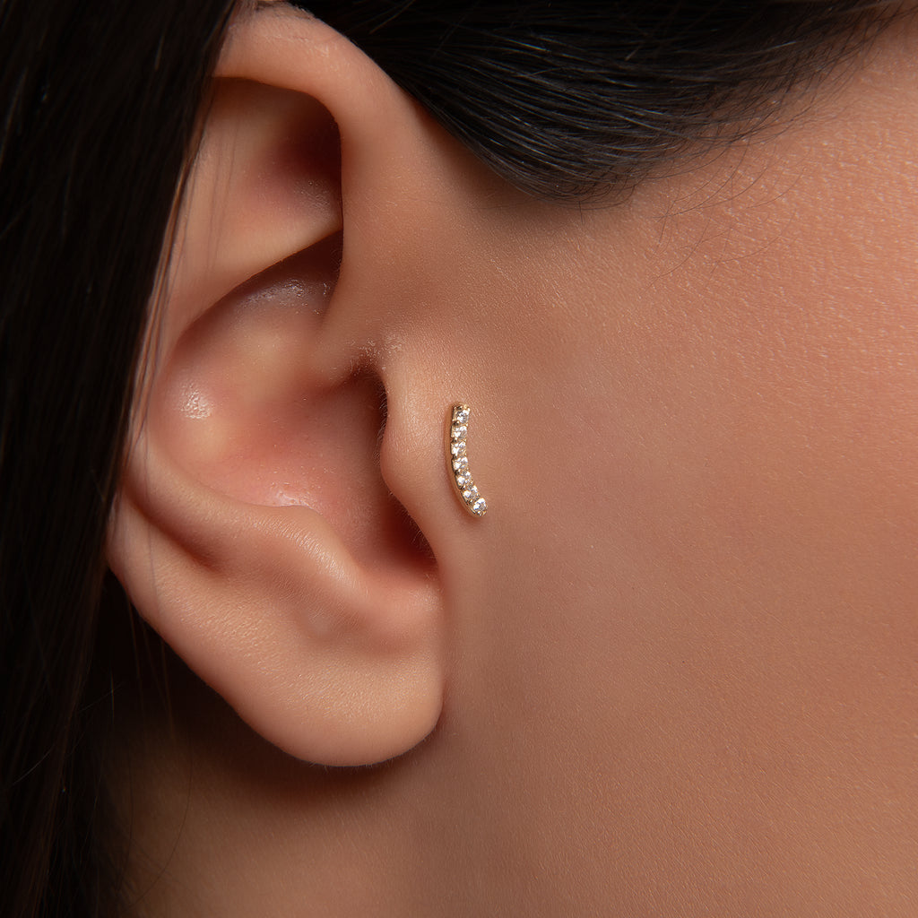 Gusto Minimal Arc Taşlı Altın Tragus Piercing